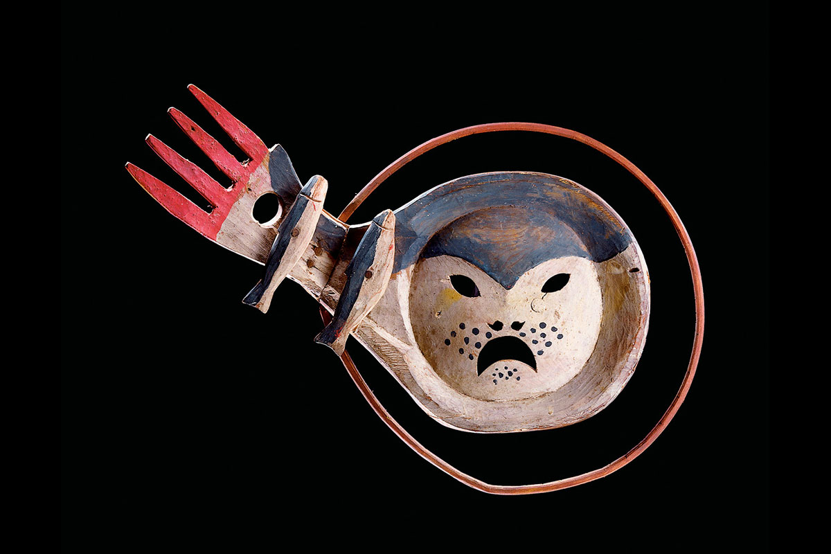 Pair of Dance Masks E2030a,b