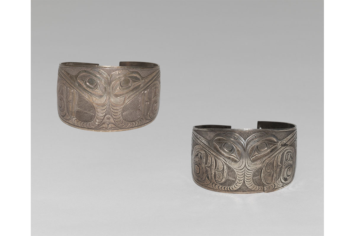 Pair of Bracelets CN4317